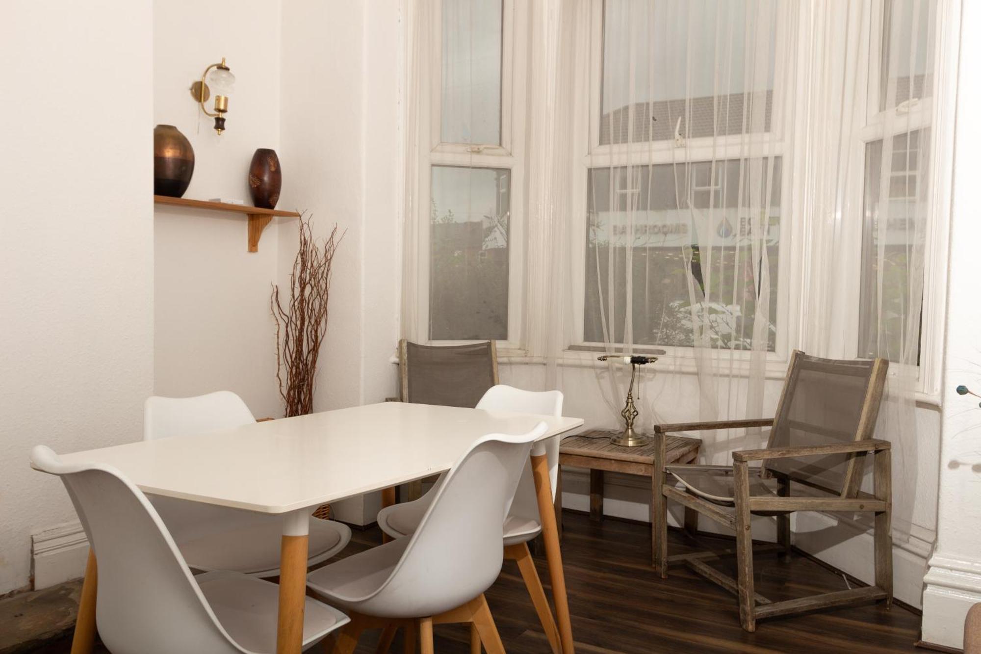 Lovely Private Rooms Near Mcr Centre Манчестер Екстер'єр фото