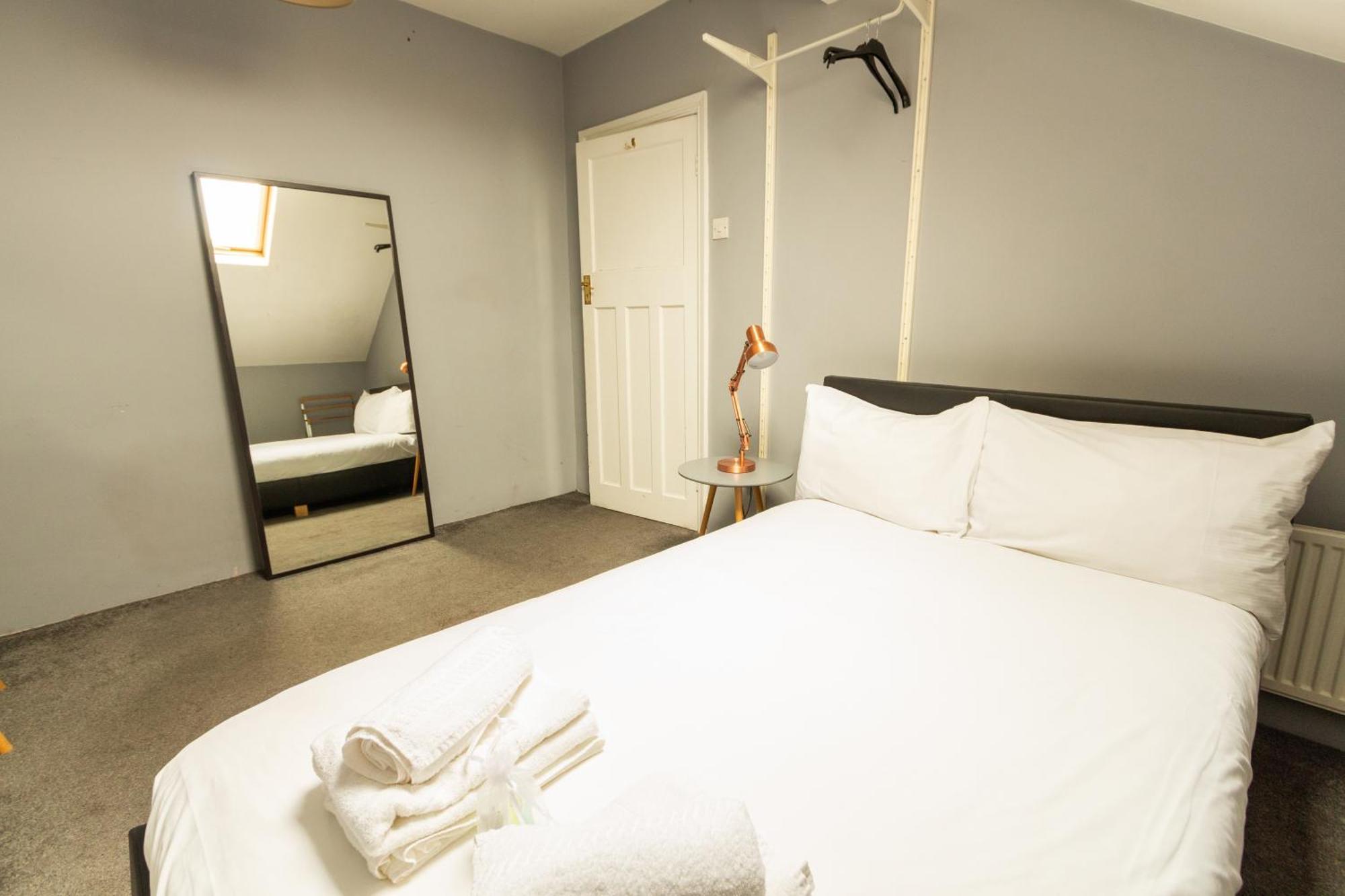 Lovely Private Rooms Near Mcr Centre Манчестер Екстер'єр фото